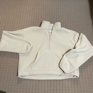 Aritzia TNA Cropped Fleece